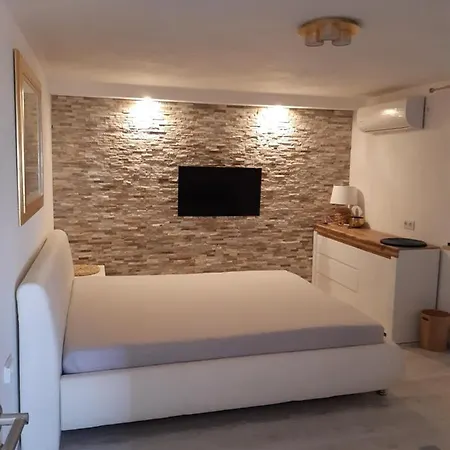 Apartment Ena Stara Novalja Zewnętrze zdjęcie