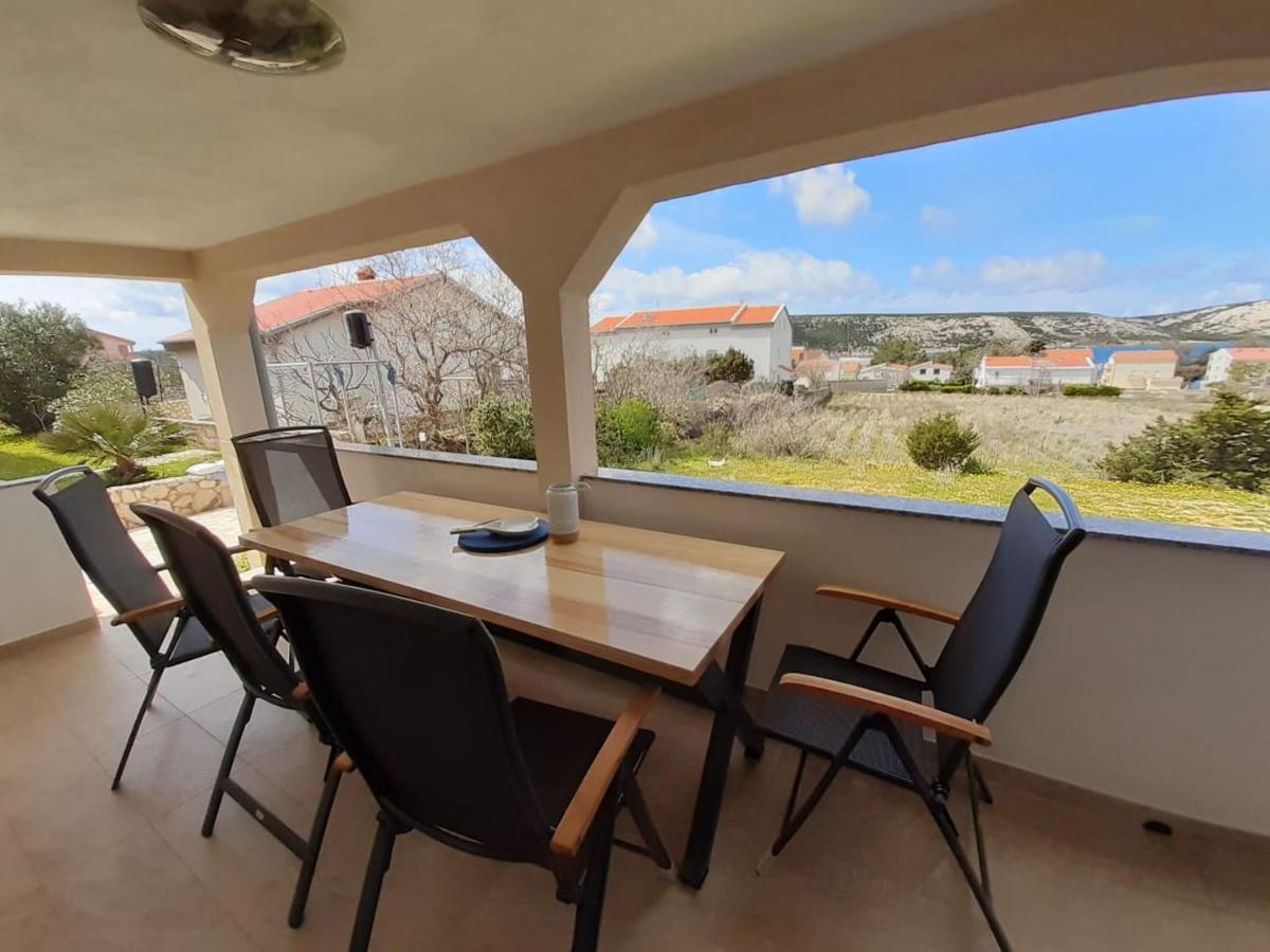 Ena Apartment Stara Novalja