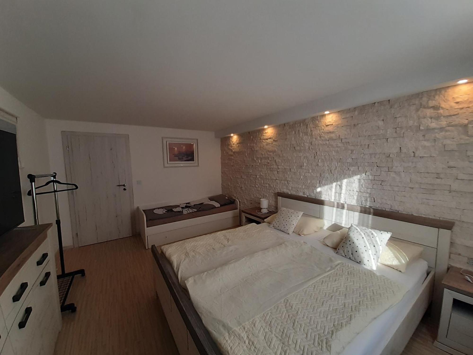 Ena Apartment *