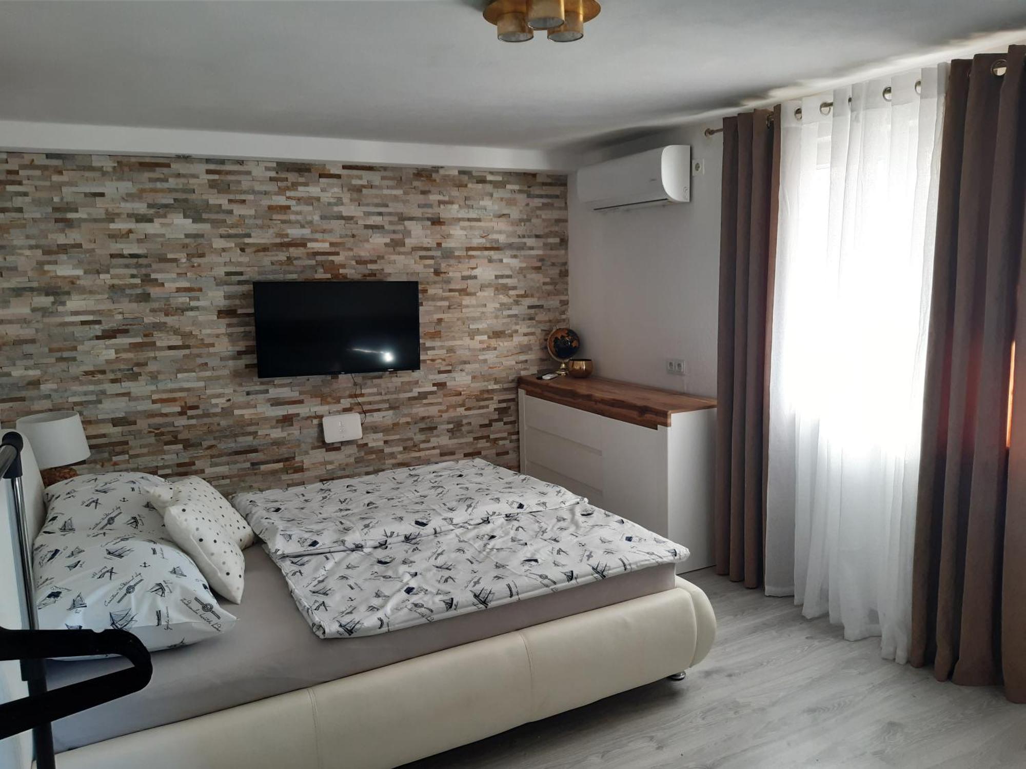 Ena Apartment