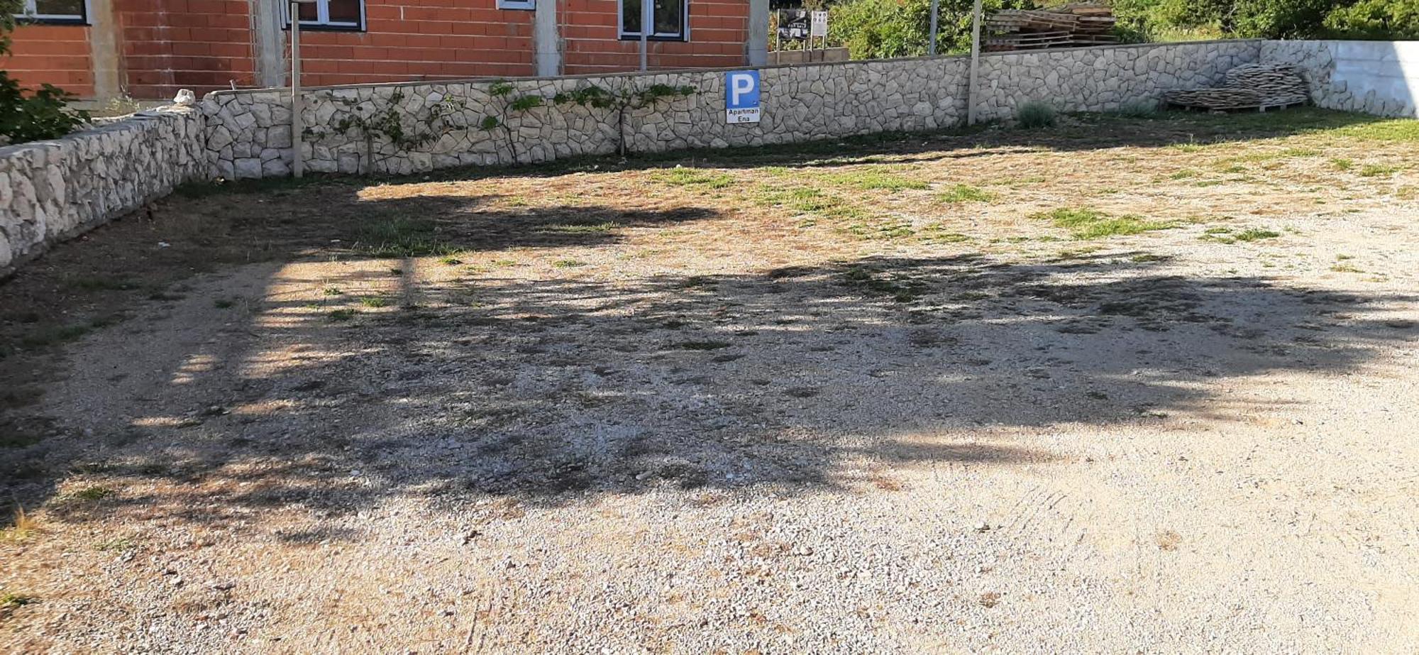 Ena Apartman
